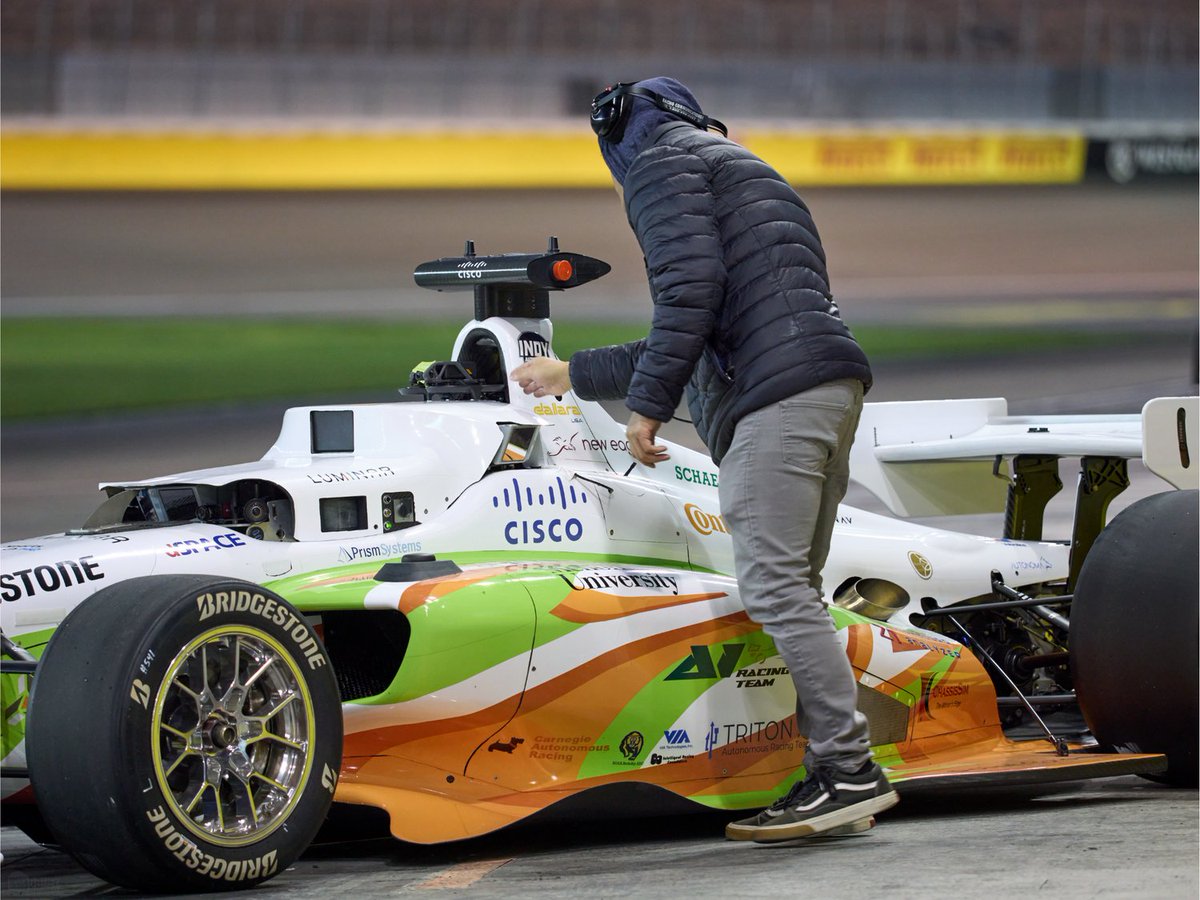 AI Racing Tech race car